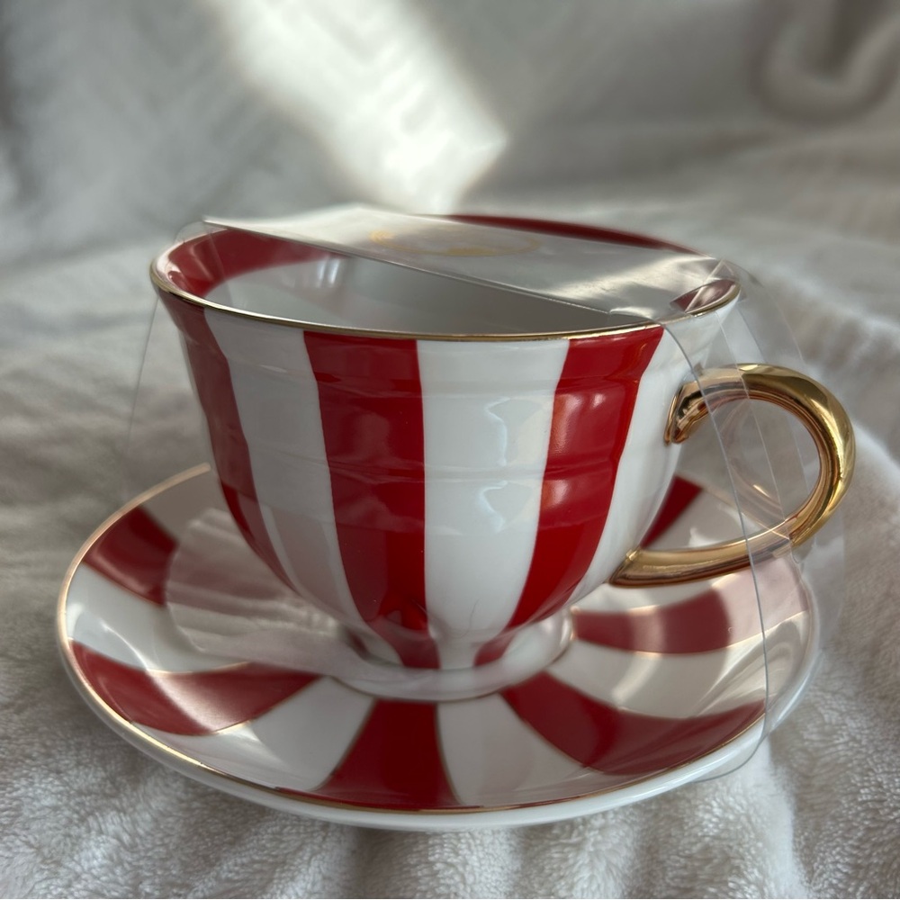 NEW Grace Teaware Red & White Stripe Teacup & Saucer Set With Gold Trim & Handle